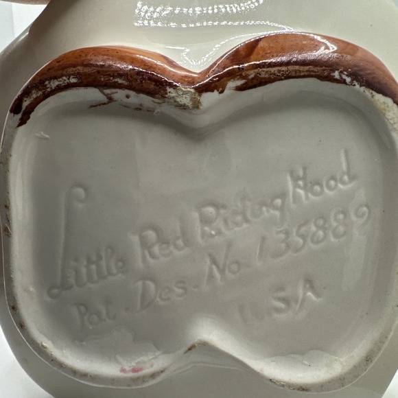 Vintage Hull Little Red Riding Hood Cookie Jar 1940's Pat. Des. No. 135889 USA - Picture 12 of 12